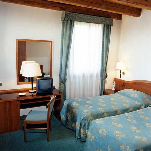 Hotel Villa Altura Ospedaletto Euganeo Eksteriør billede